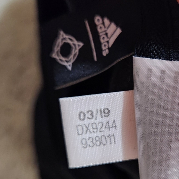 Adidas Cropped Wanderlust Thick Short Sleeve Black Shirt Sz Small Side Pocket - Picture 10 of 13